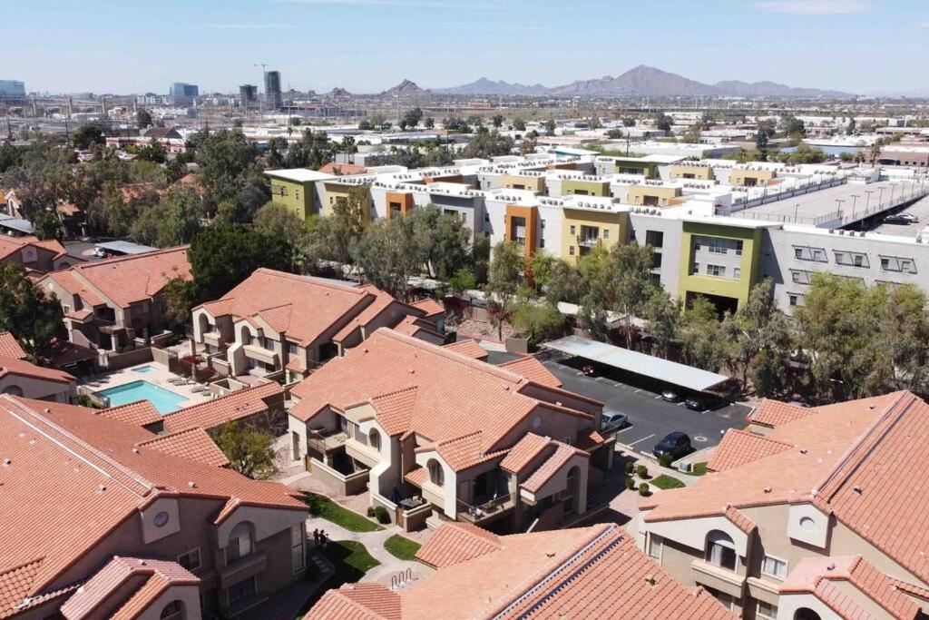 The Cool Cactus Condo With Pool And Jacuzzi Tempe Bagian luar foto