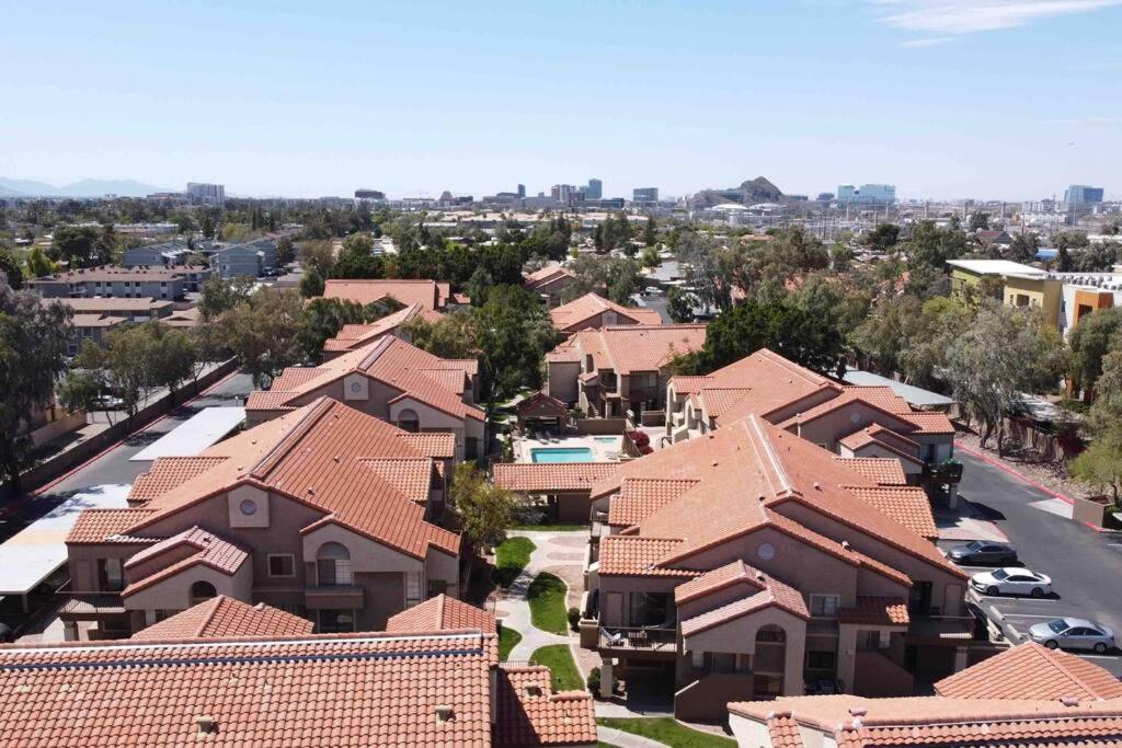 The Cool Cactus Condo With Pool And Jacuzzi Tempe Bagian luar foto