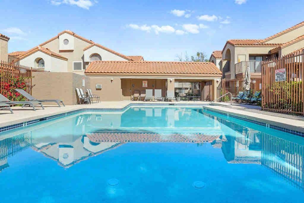 The Cool Cactus Condo With Pool And Jacuzzi Tempe Bagian luar foto