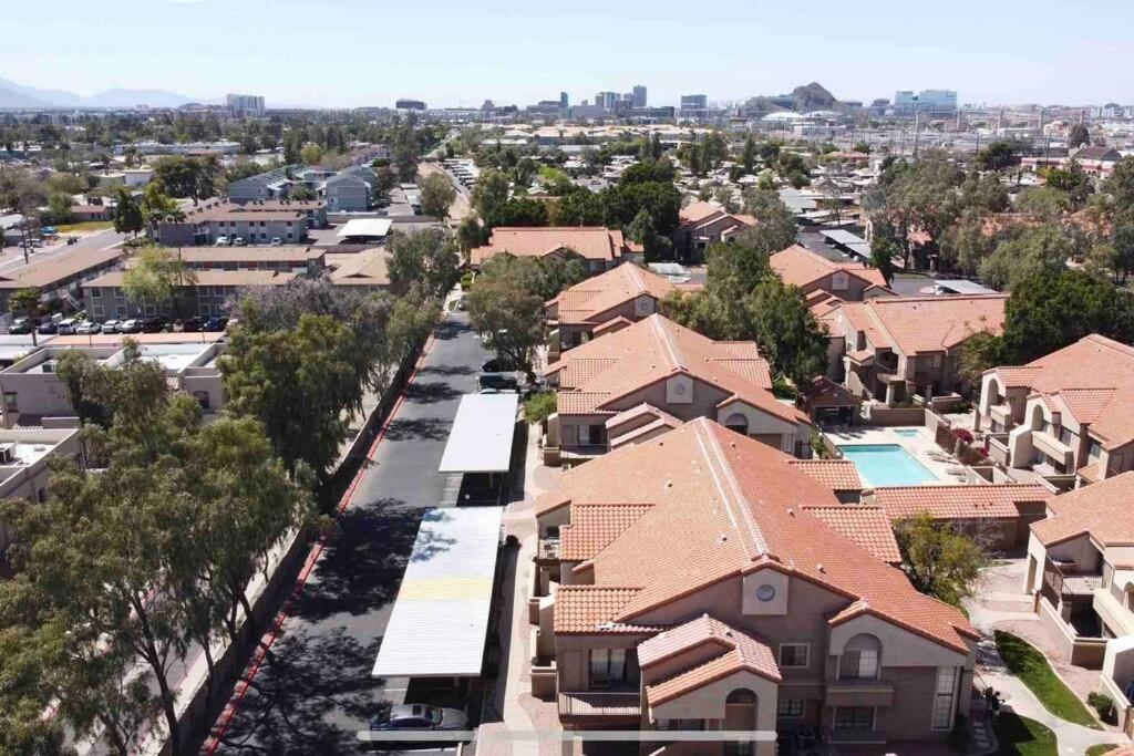 The Cool Cactus Condo With Pool And Jacuzzi Tempe Bagian luar foto