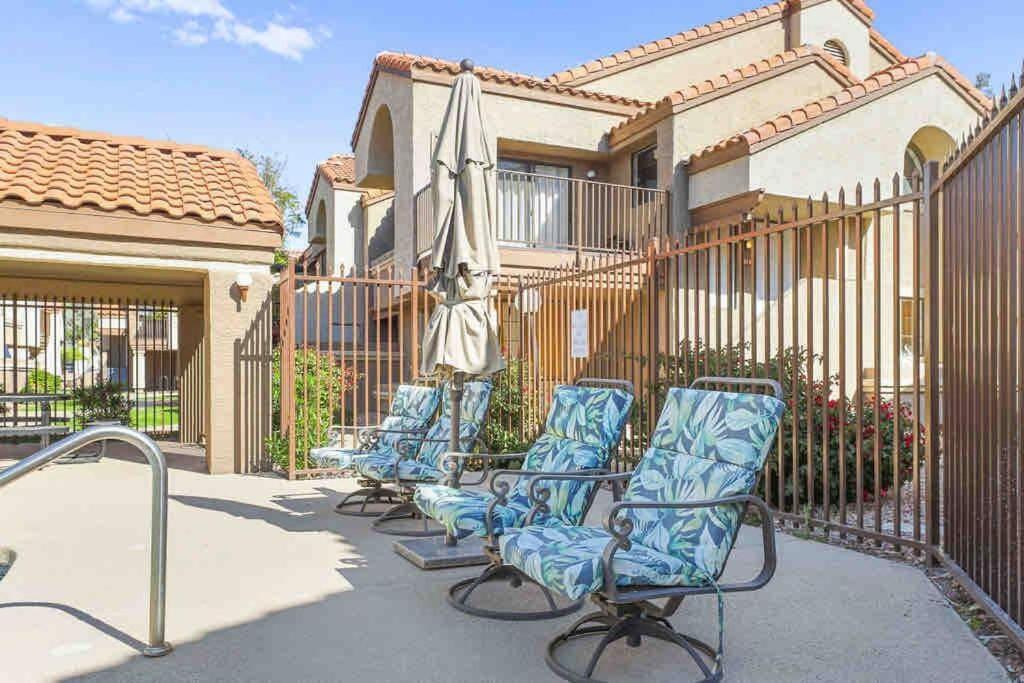 The Cool Cactus Condo With Pool And Jacuzzi Tempe Bagian luar foto