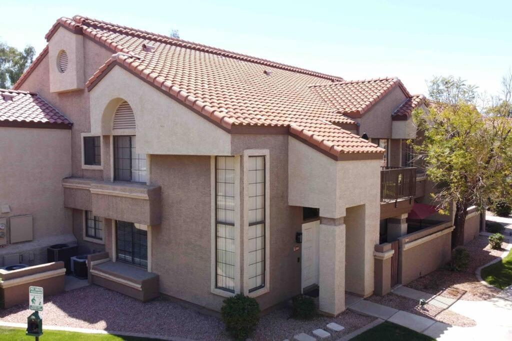 The Cool Cactus Condo With Pool And Jacuzzi Tempe Bagian luar foto